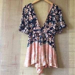 LF floral romper NWT❌SOLD
